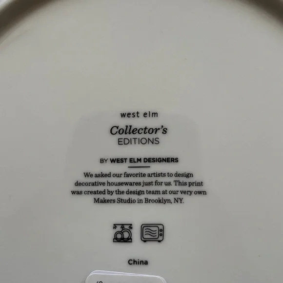 NWT WEST ELM DECORATIVE HERE IS TO YOU AND YOURS BLUE AND WHITE COLLECTORS PLATE - Picture 2 of 4